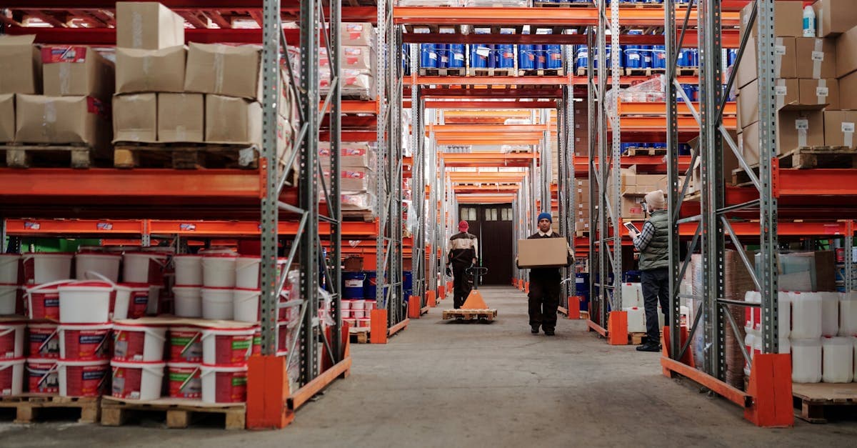 Cover Image for Warehouse Careers Unveiled: Discover Lucrative Jobs and How to Land Them